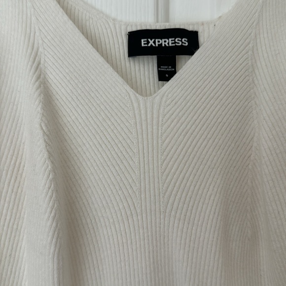 Express Sweater Tank - Picture 3 of 4